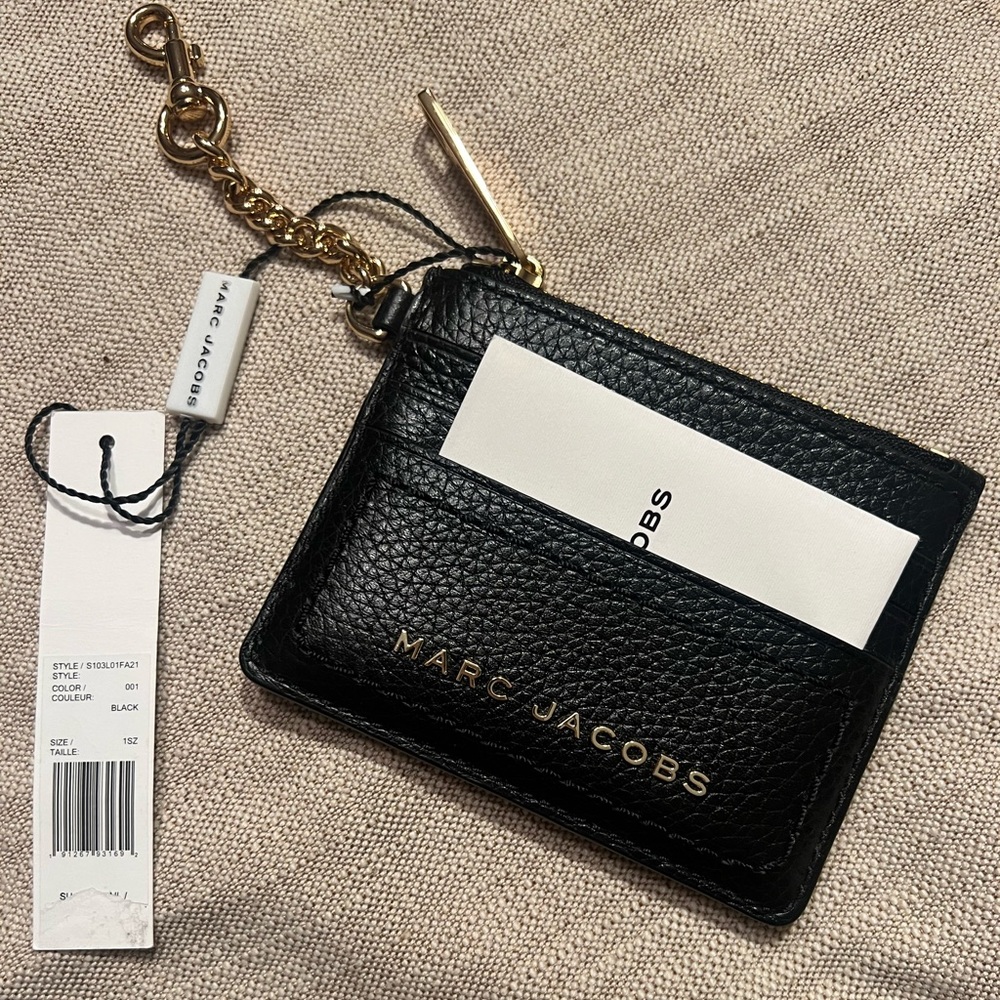 Marc Jacob’s Leather Keychain Cardholder